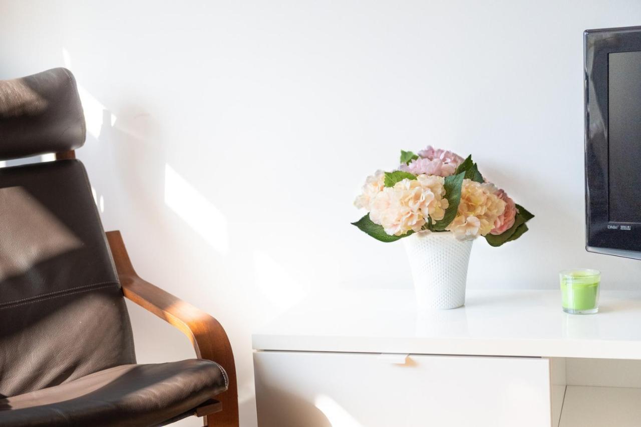 Bright & Central Apartment By Lovelystay Lisbon Bagian luar foto